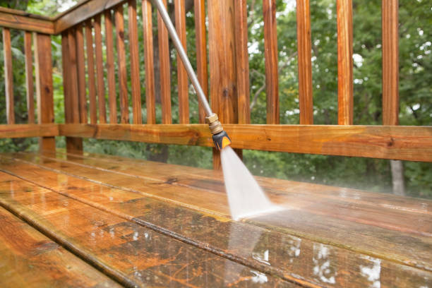 Best Pool Deck Cleaning in Bridgeport, WV